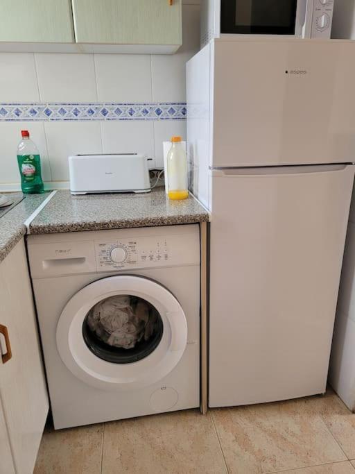 Nice Holidays Apartment In Torreveja, Torrevieja Extérieur photo