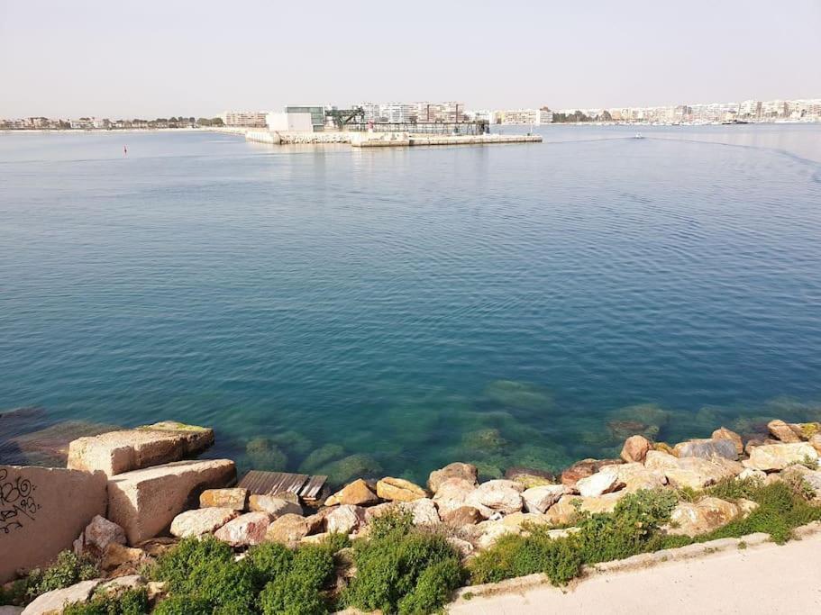 Nice Holidays Apartment In Torreveja, Torrevieja Extérieur photo